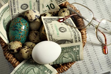 Investment nest egg clipart