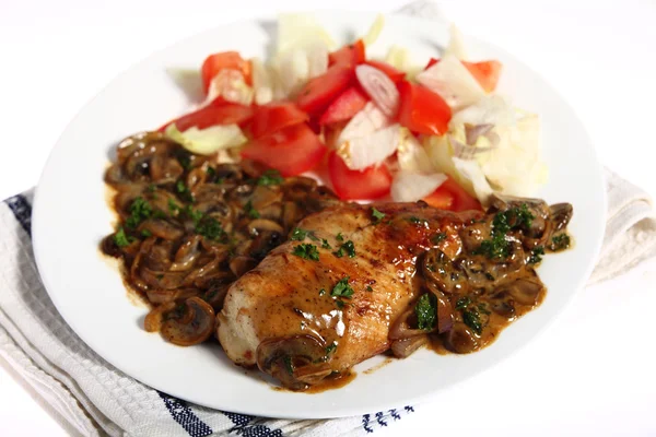 Mantar sos yemek ile tavuk — Stok fotoğraf
