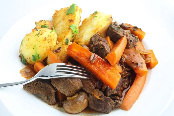 Французская тушеная говядина и морковь — стоковое фото