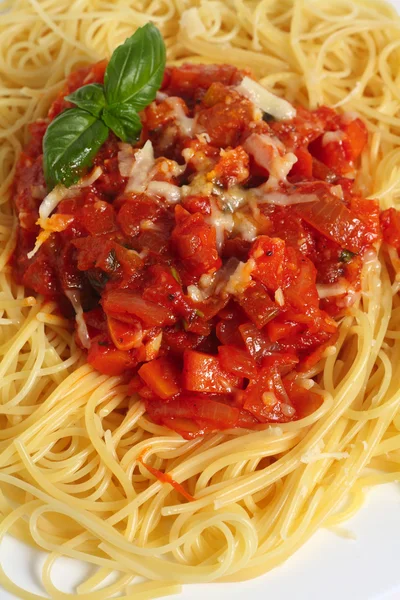 スパゲッティ ・ ポモドーロ垂直 — ストック写真