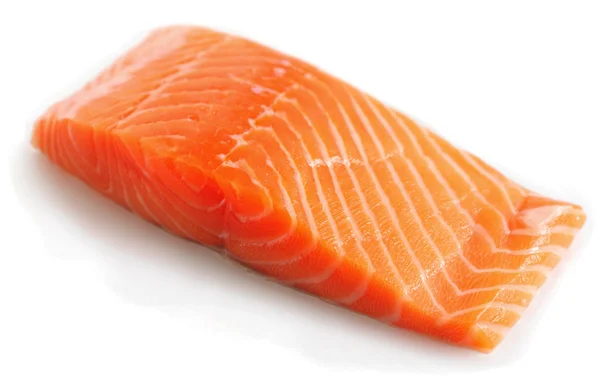 Filete de salmón sobre blanco con sombra clara — Foto de Stock