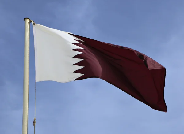 Qatar nationella flaggaRijál státní vlajka — Stock fotografie