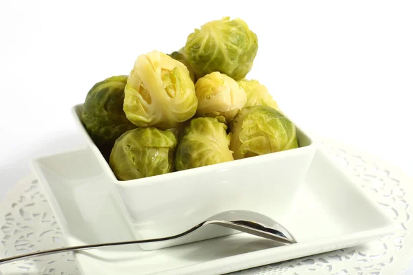 Bowl of brussels sprouts — Stock Photo, Image
