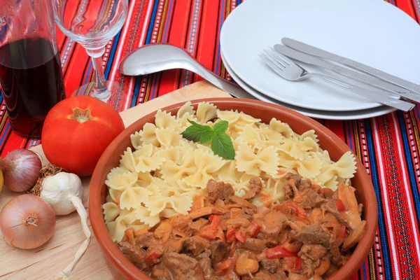 Beef stroganoff bowl with pasta — Stock Photo, Image