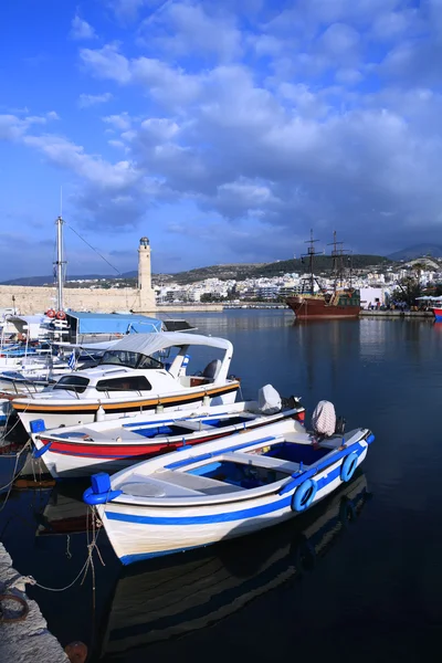 A view of the Venetian era harbour at Rethymnon — Stock Photo, Image