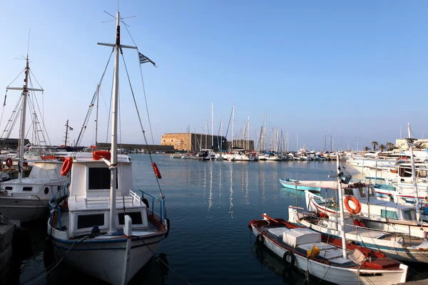 Régi kikötő heraklion, crete — Stock Fotó