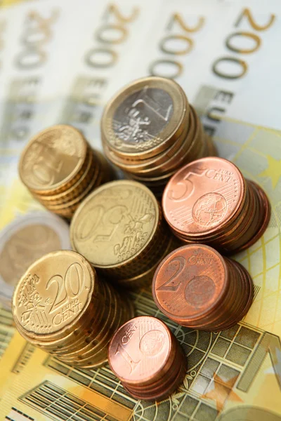 Moneta euro verticale — Foto Stock