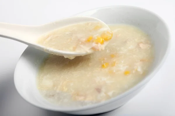 Chicken and sweetcorn soup — Stock Photo, Image