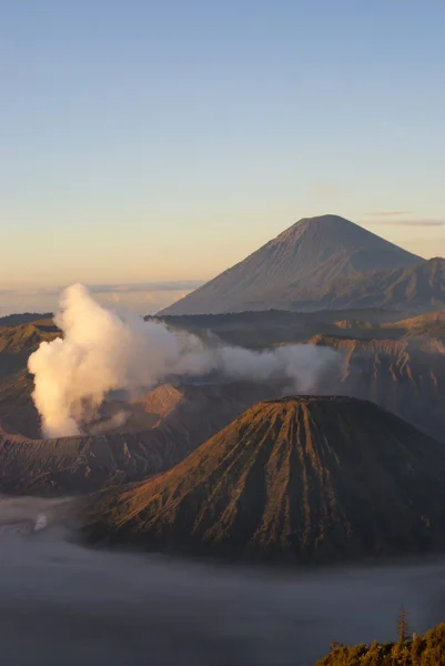 Bromo vulkán, Indonézia — Stock Fotó