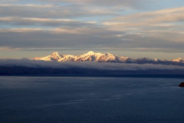 Mount Illimani, Isla del sol, Bolivya