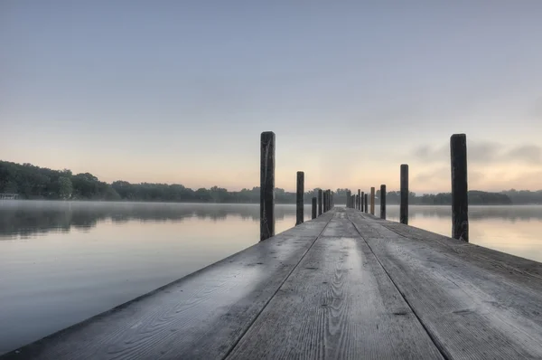 Sjön okoboji tidigt på morgonen — Stockfoto