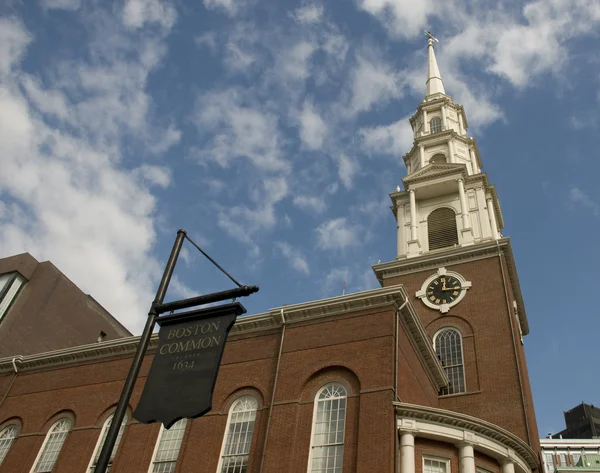 Historische park straat kerk in boston — Stockfoto
