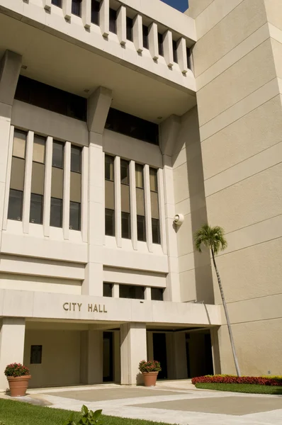 市政厅在西棕榈滩，佛罗里达州 — 图库照片