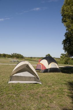 Everglades 'te kamp yapmak.