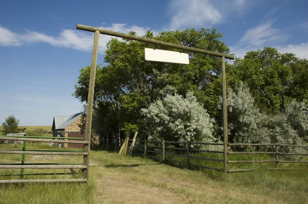 Çiftlik girişi — Stok fotoğraf