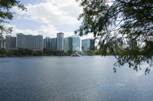 Der Eola-See in Orlando — Stockfoto