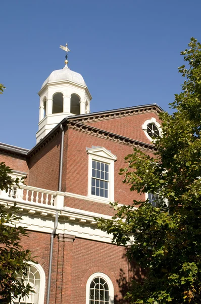 Гарвард в Кембридже — стоковое фото