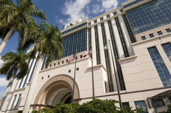 Palacio de Justicia en West Palm Beach — Foto de Stock