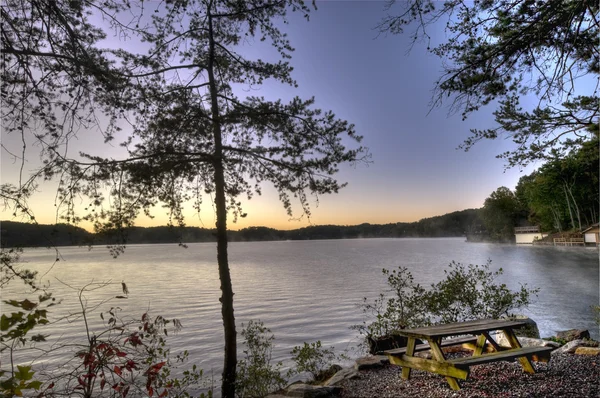 HDR jezioro przynęty — Zdjęcie stockowe