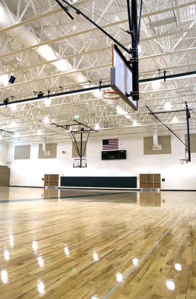HDR баскетбол тренажерний зал — стокове фото