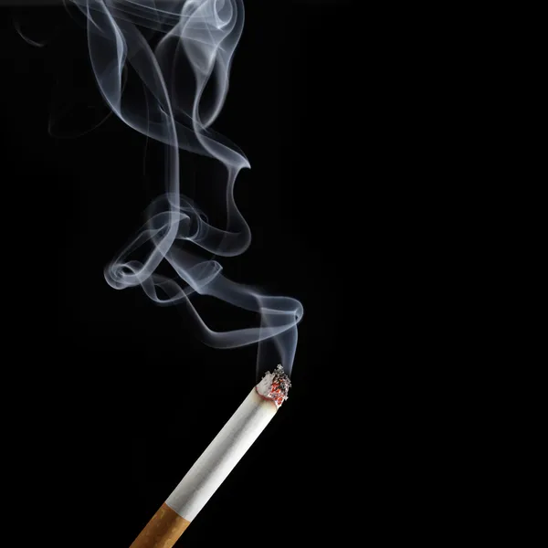 Humo de cigarrillo —  Fotos de Stock