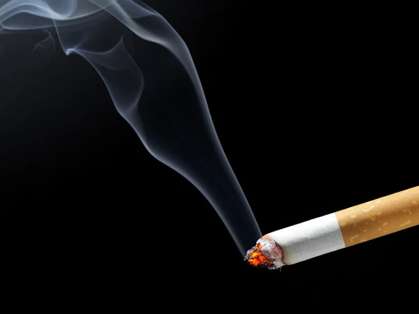 Humo de cigarrillo — Foto de Stock