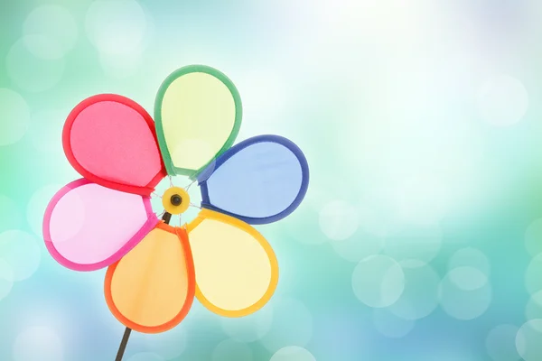 Brinquedo de pinwheel colorido — Fotografia de Stock