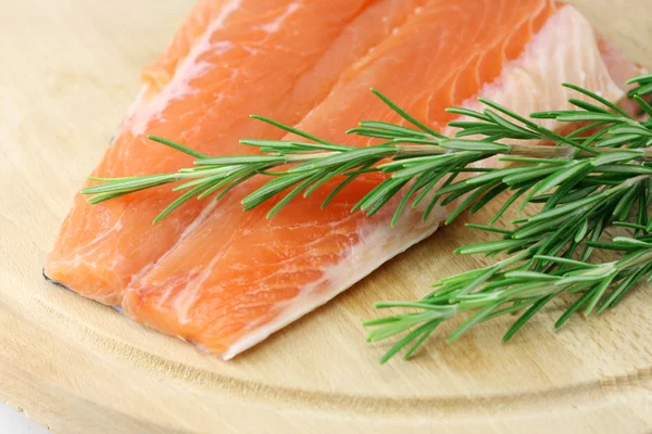 Filete de salmón con romero —  Fotos de Stock