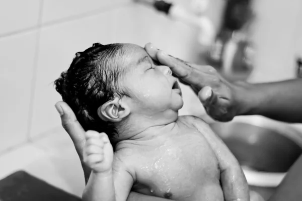 Banho de bebês — Fotografia de Stock