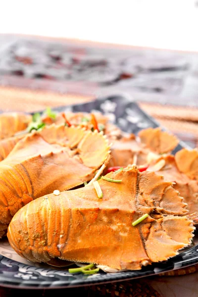 Aragosta pantofola cucinata in stile orientale con peperoncino — Foto Stock