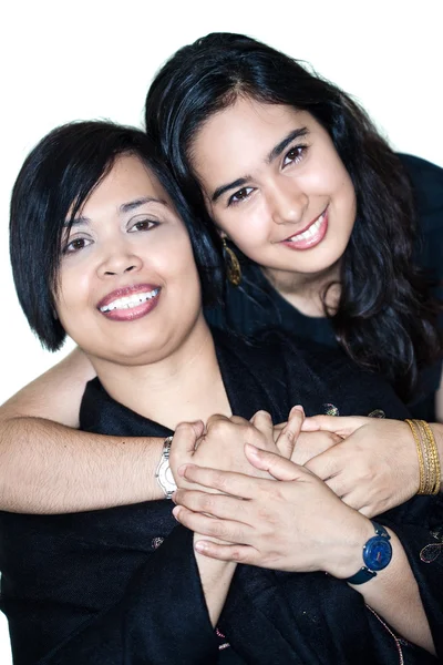 Vackra porträtt av vackra mor och dotter — Stockfoto