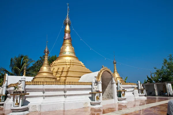 Gouden pagode — Stockfoto