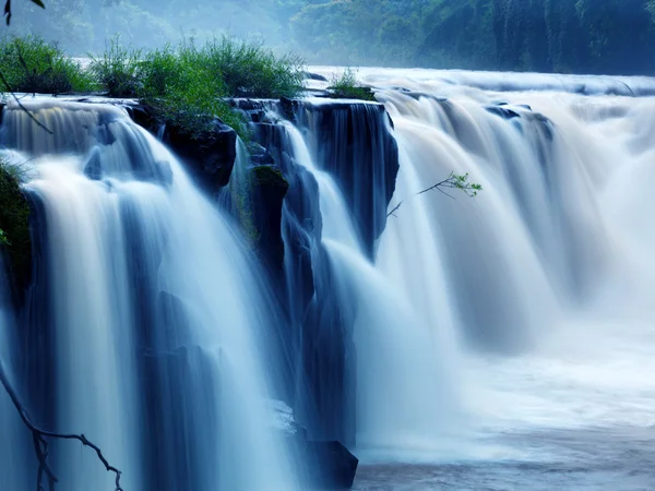 Tad-Pa Suam waterfall — Stock Photo, Image