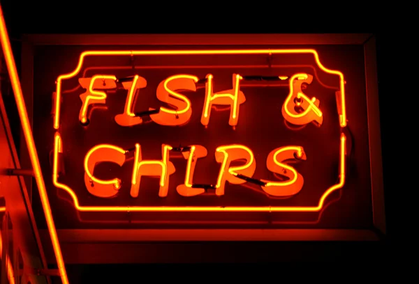 Poisson et chips néon signe — Photo