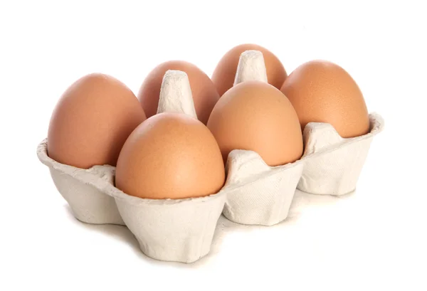 Meia dúzia de ovos frescos recorte — Fotografia de Stock