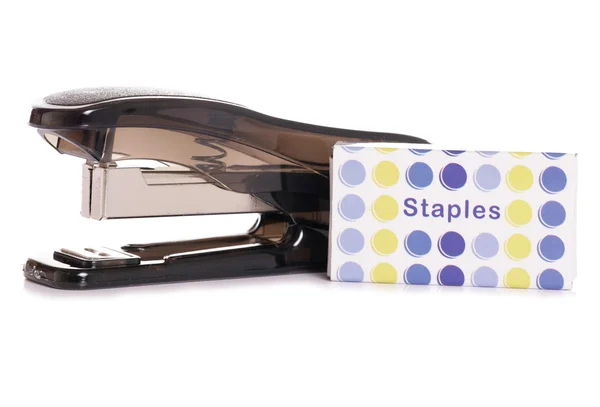 Nietmachine en staples — Stockfoto