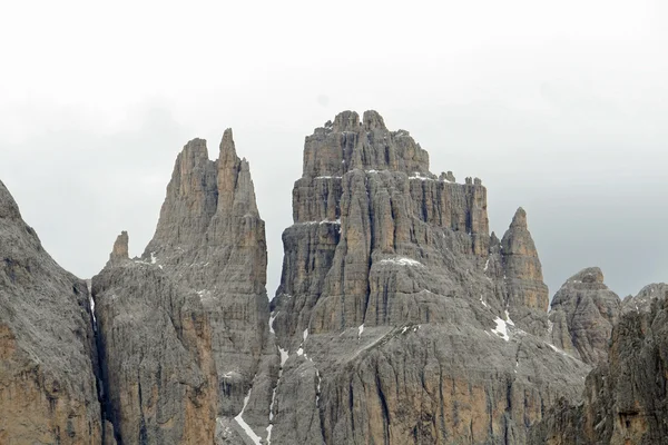 Uitzicht op de bergen van de Dolomieten van val di fassa in Italië — Stockfoto