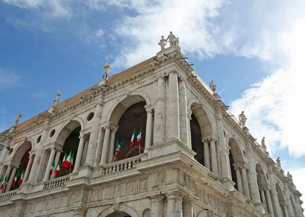 Palladian architect Andrea Palladio's Basilica in Piazza dei Signori i — Stock Photo, Image