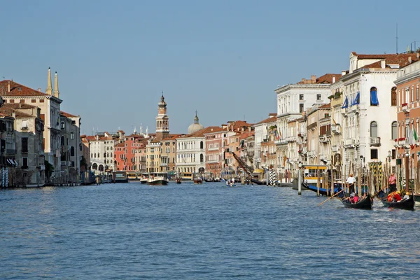 Veduta del Canal Grande a Venezia città d'acqua — Foto Stock