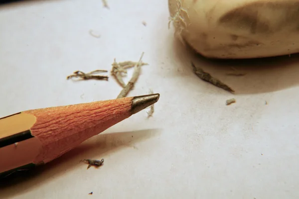 Gumy, który usuwa pisania ołówek — Zdjęcie stockowe