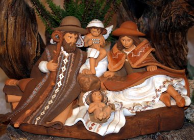 Nativity scene with Mary and Joseph and baby Jesus S001