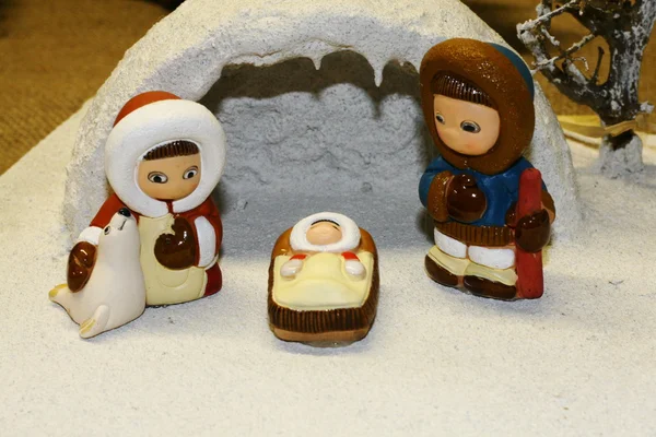 Heilige familie tijdens de geboorte van Jezus in de kribbe 9 — Stockfoto