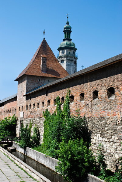 Старая крепость во Львове
