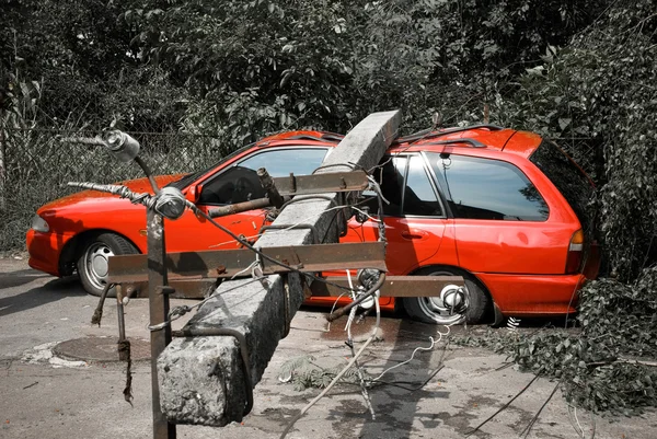 Poškozené auto — Stock fotografie