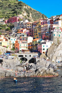 Cinque terre manarola okyanus görmek