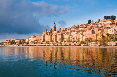 Menton provence Köyü gündoğumu