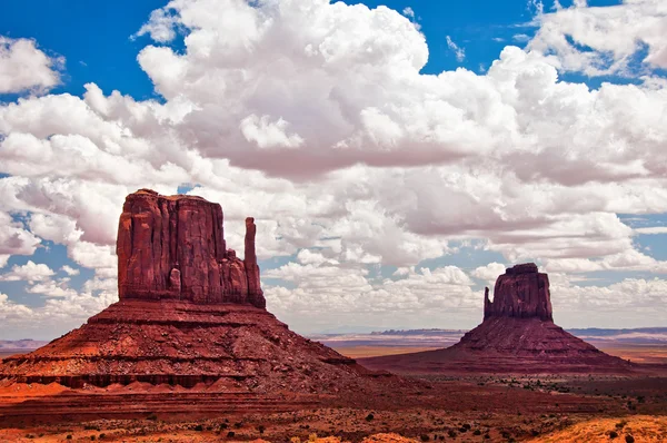 Monument valley zomer dag landschap — Stockfoto