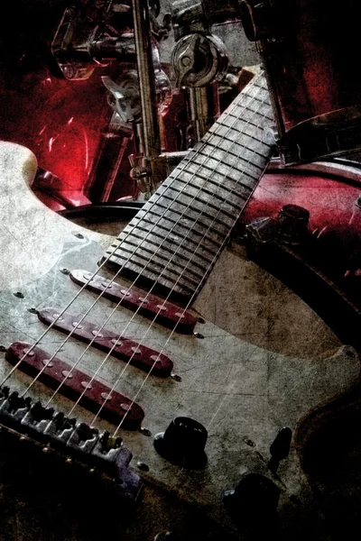 Używane gitary i perkusja — Zdjęcie stockowe