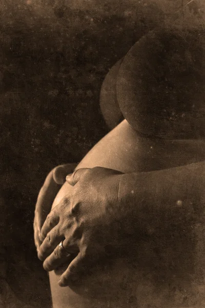 怀孕的复古外观 — 图库照片