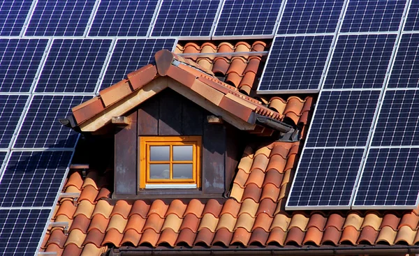 Solární střecha — Stock fotografie